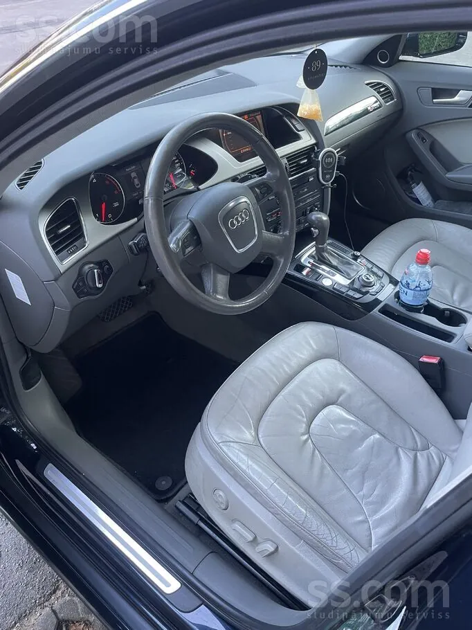 Audi A4 2008 photo 4