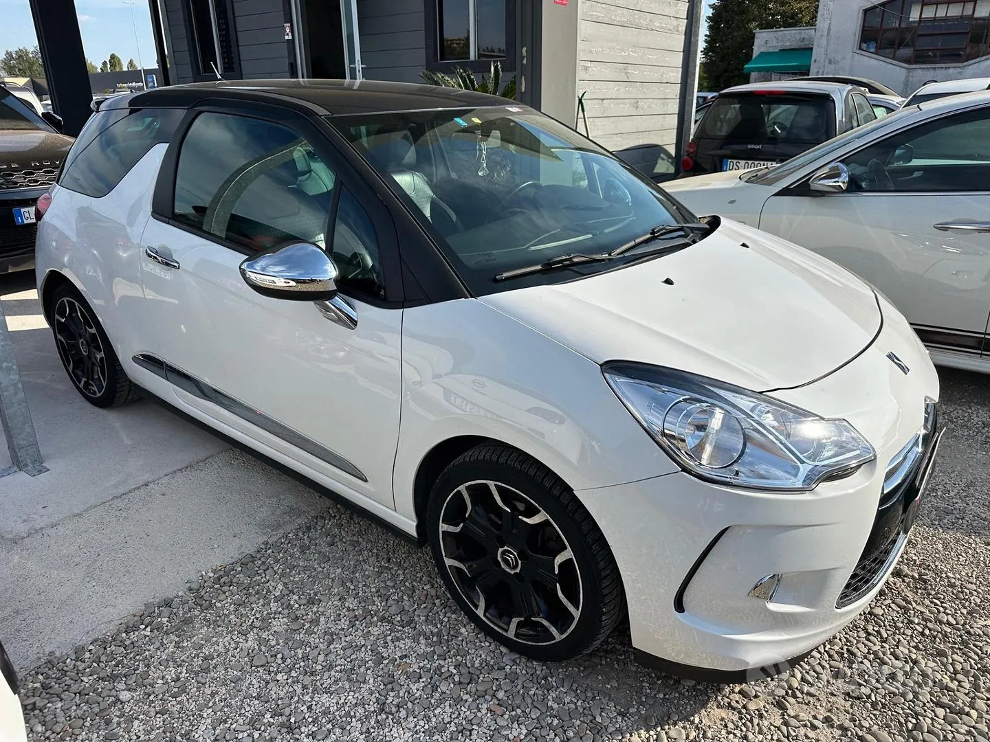 DS Automobiles Ds 3 2013 photo 3