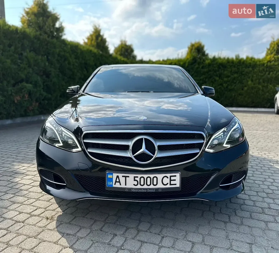 Mercedes-Benz E-Class 2013 photo 2