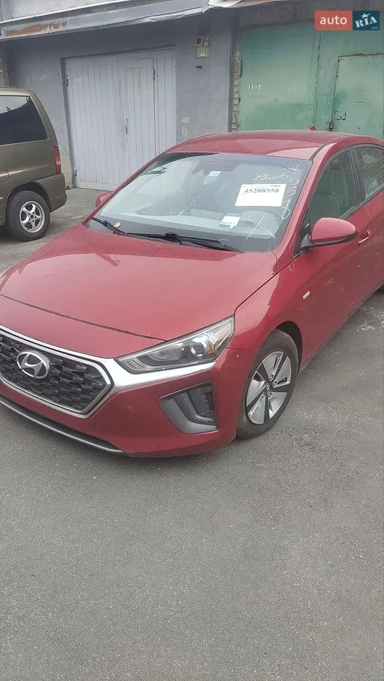 Hyundai Ioniq 2020 photo 3