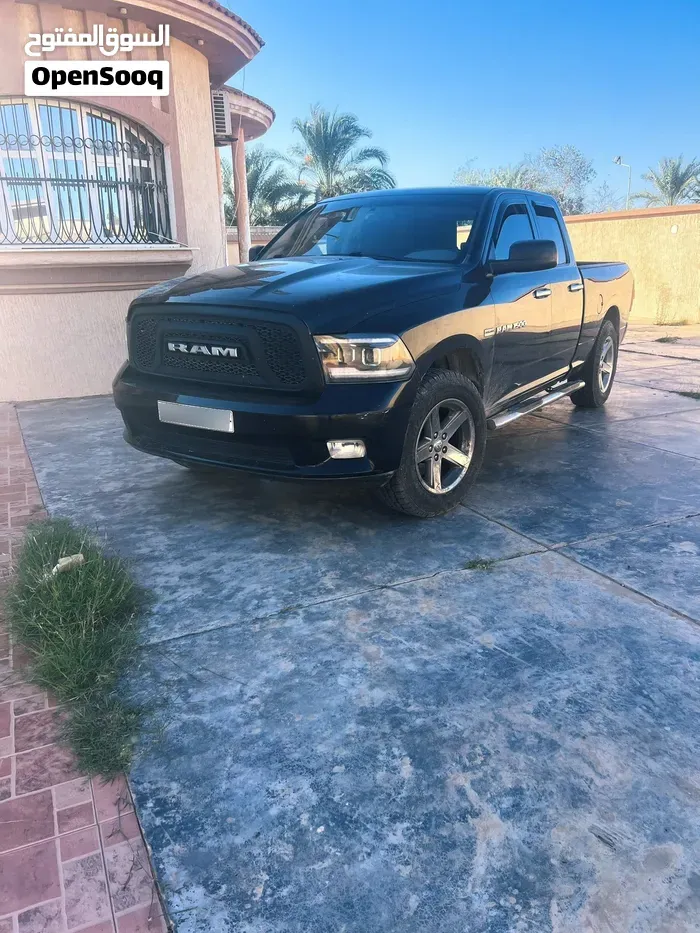 Dodge Ram Big Horn 2012 photo 2