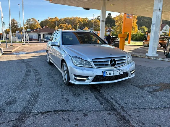 Mercedes-Benz C200