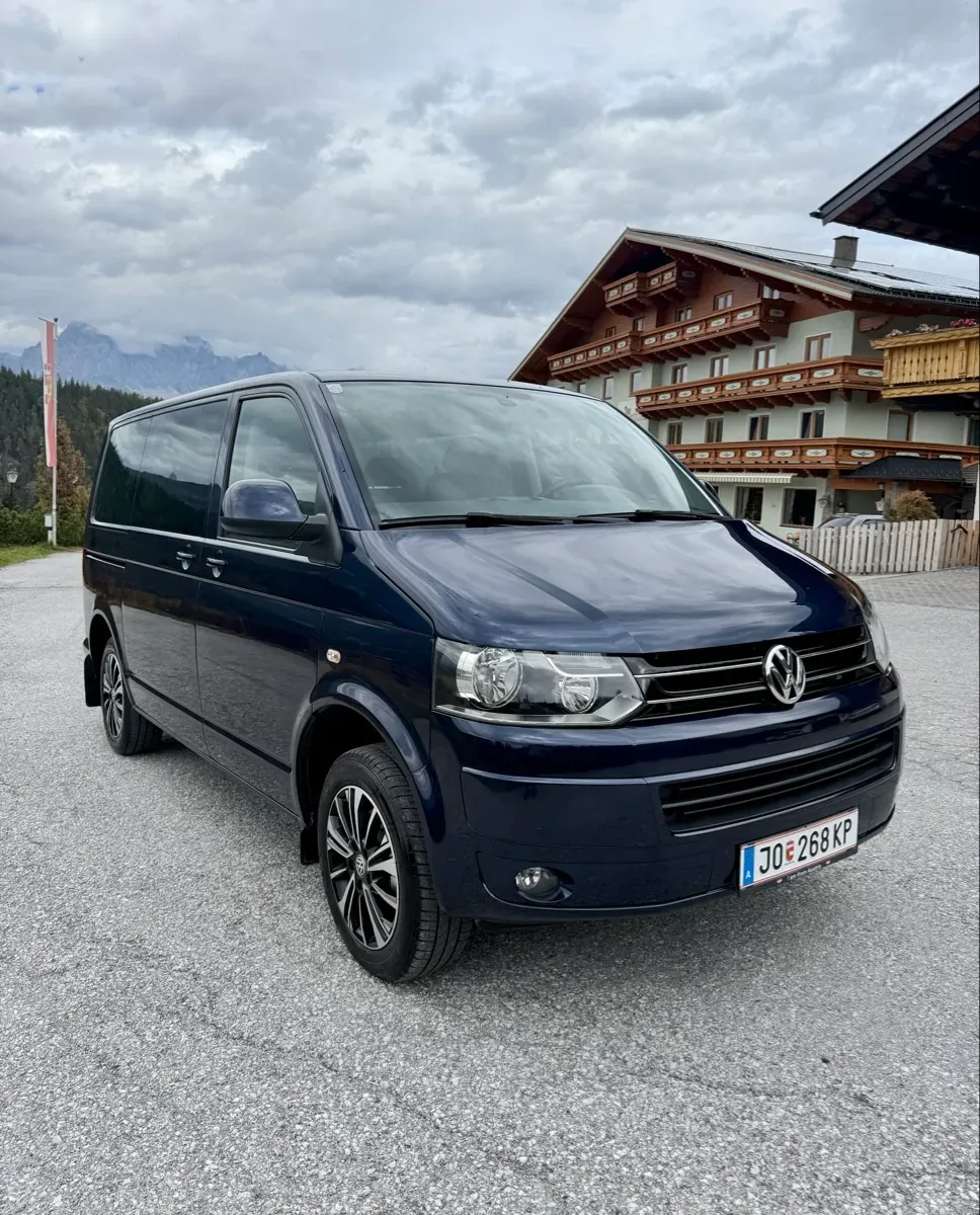 Volkswagen Caravelle