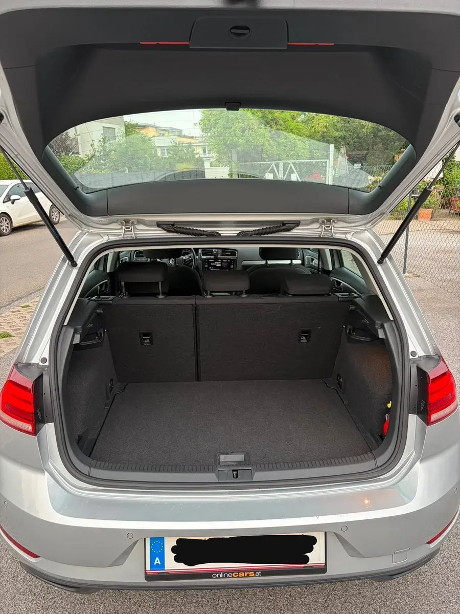 Volkswagen Golf 2018 photo 2