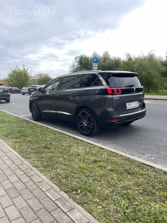 Peugeot 5008 2019 photo 3