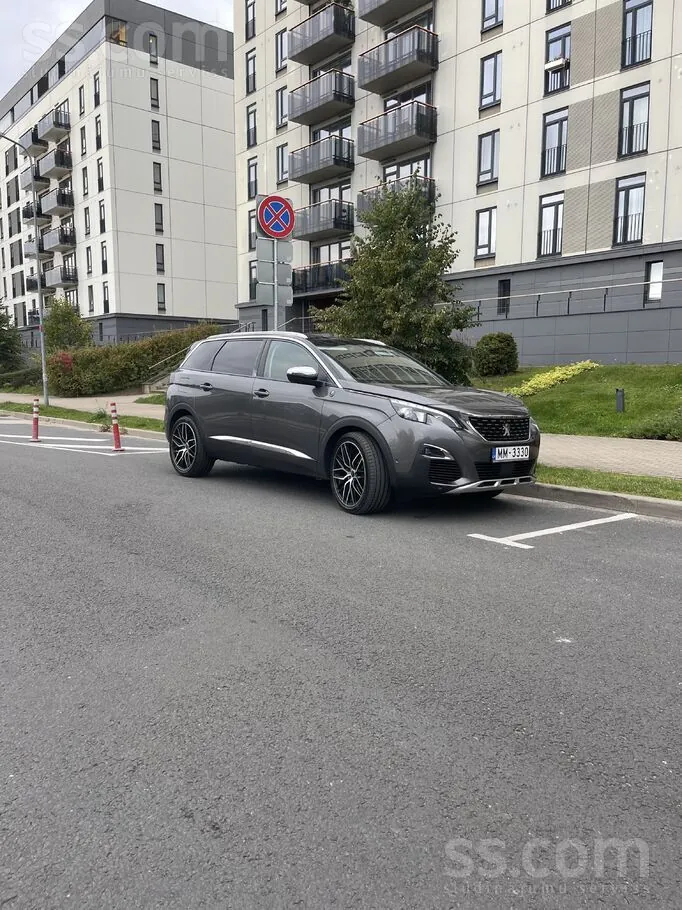 Peugeot 5008