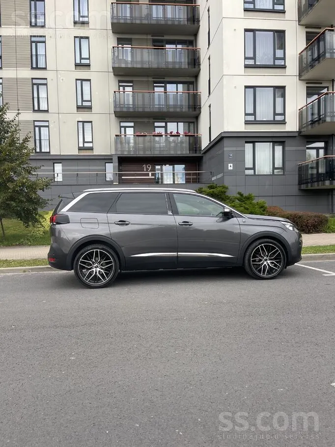 Peugeot 5008 2019 photo 5