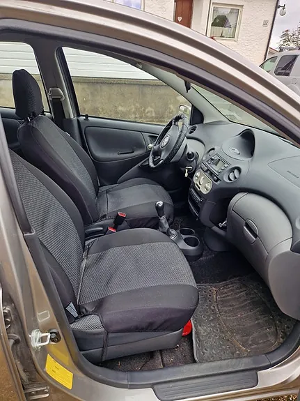 Toyota Yaris 2003 photo 5