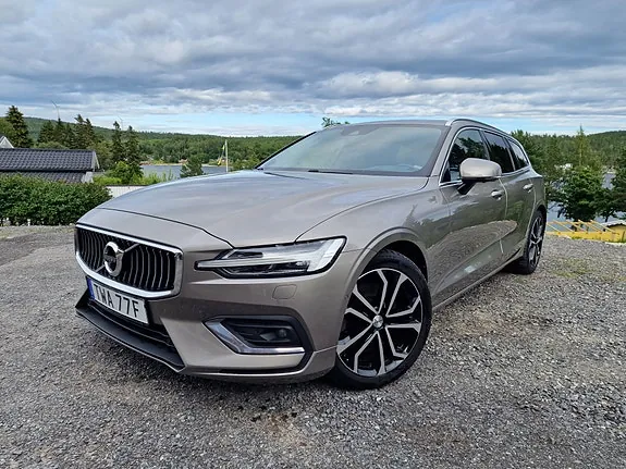 Volvo V60 2019 photo 2