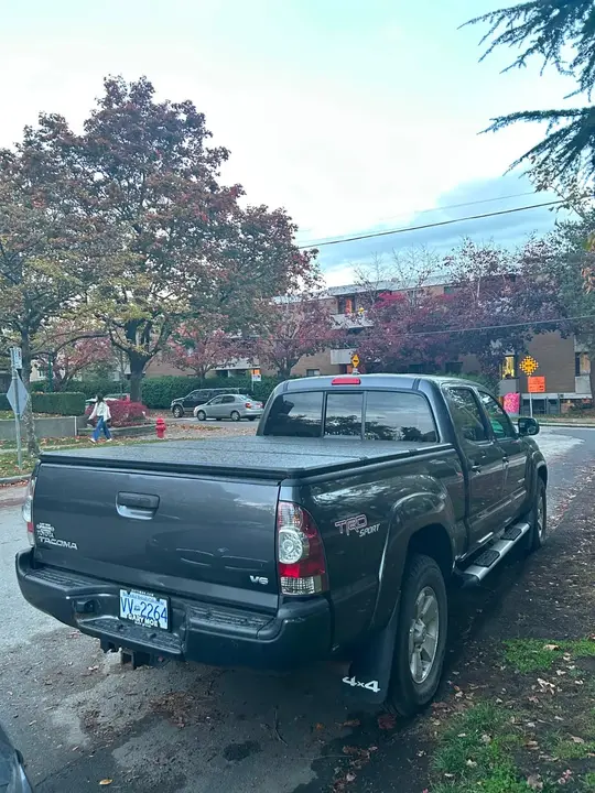 Toyota Tacoma 2011 photo 3