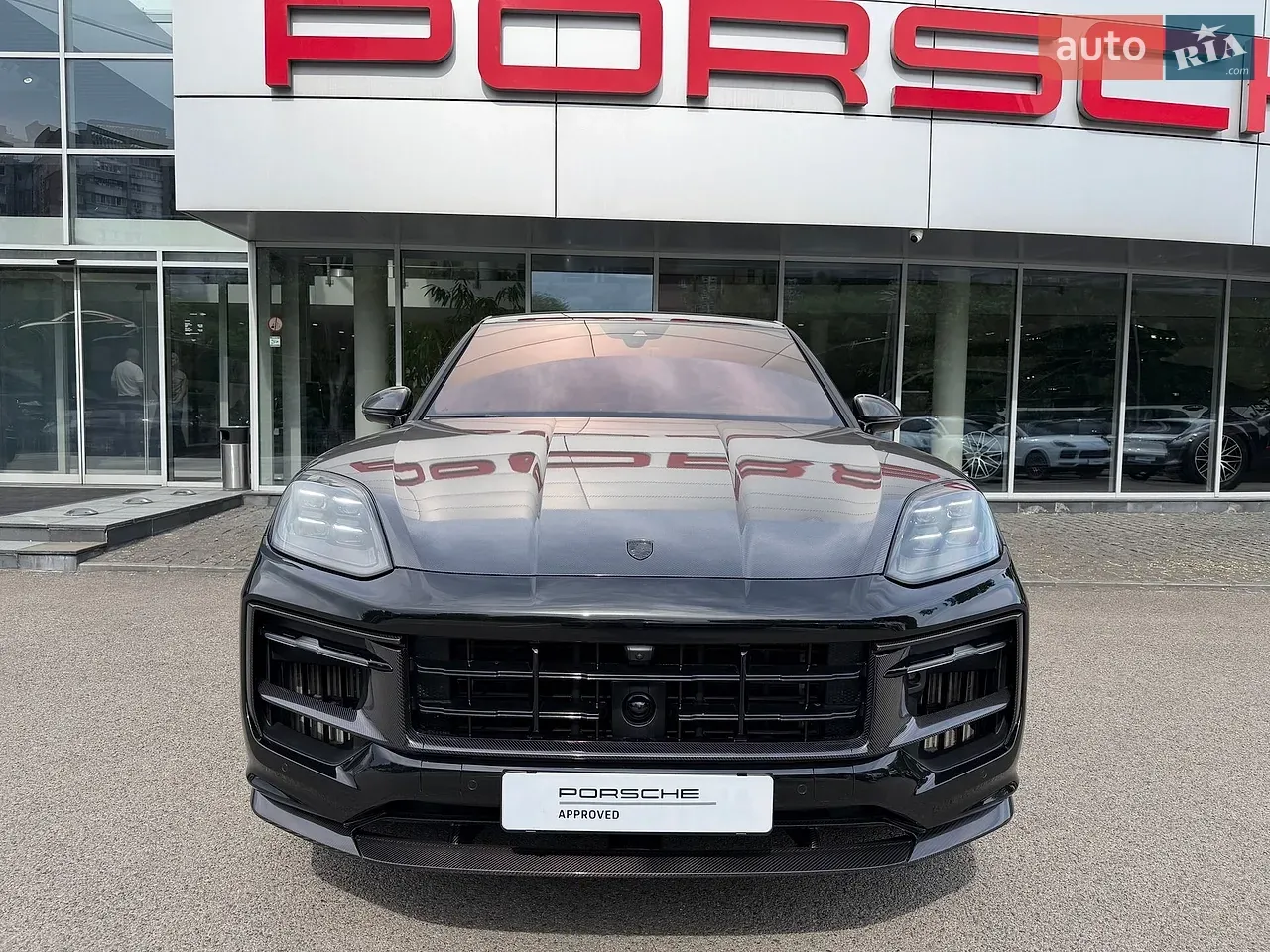 Porsche Cayenne Coupe 2025 photo 4