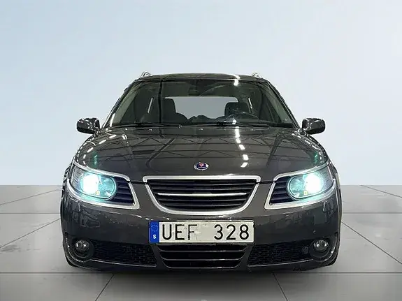 Saab 9-5 2010 photo 2