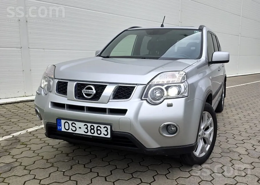 Nissan X-Trail 2012 photo 2