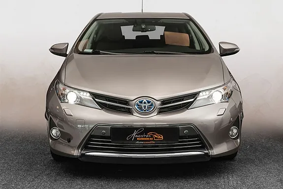 Toyota Auris 2013 photo 4