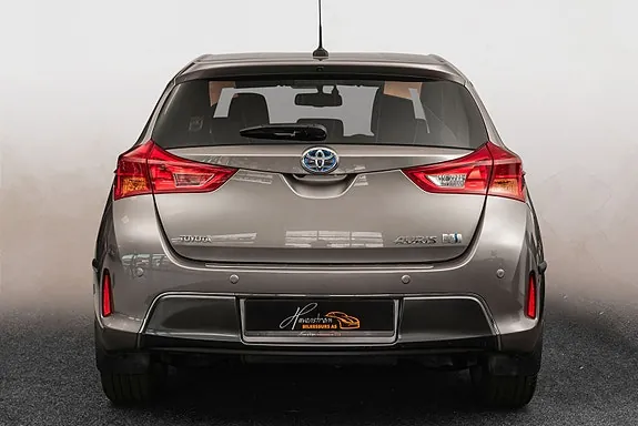 Toyota Auris 2013 photo 5