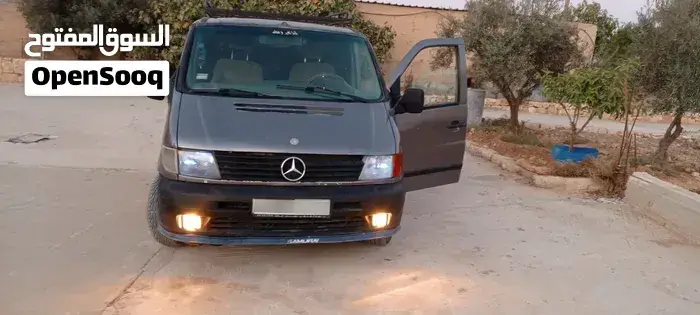 Mercedes-Benz 220 1999 photo 5
