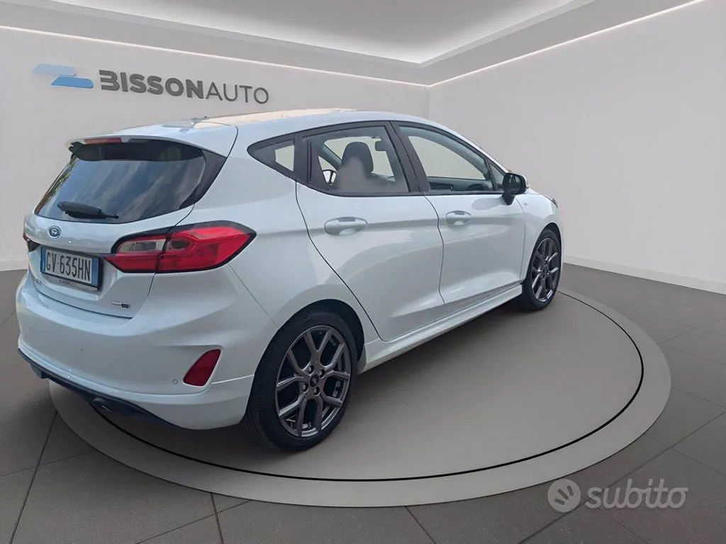 Ford Fiesta 2024 photo 5