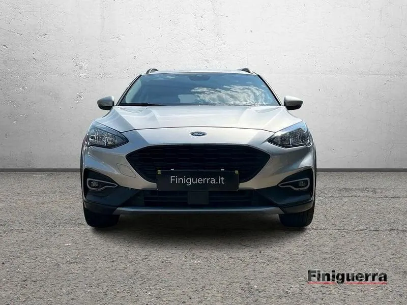 Ford Focus 2019 photo 2