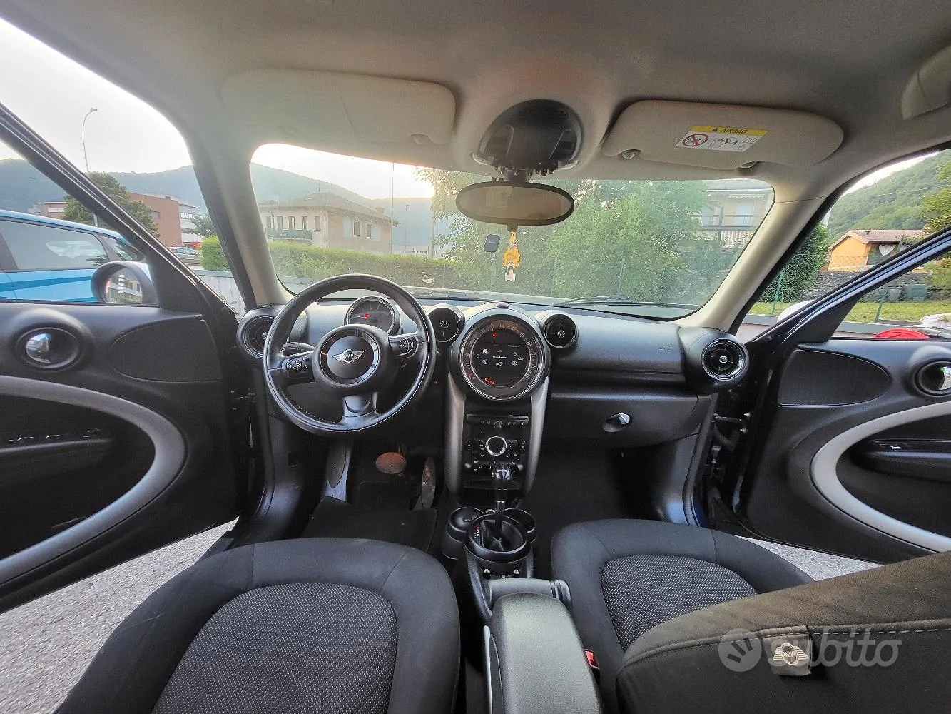 Mini Countryman 2015 photo 4