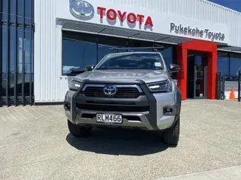 Toyota Hilux 2025 photo 2