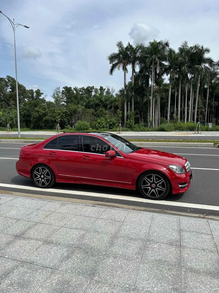 Mercedes-Benz C-Class 2014 photo 4