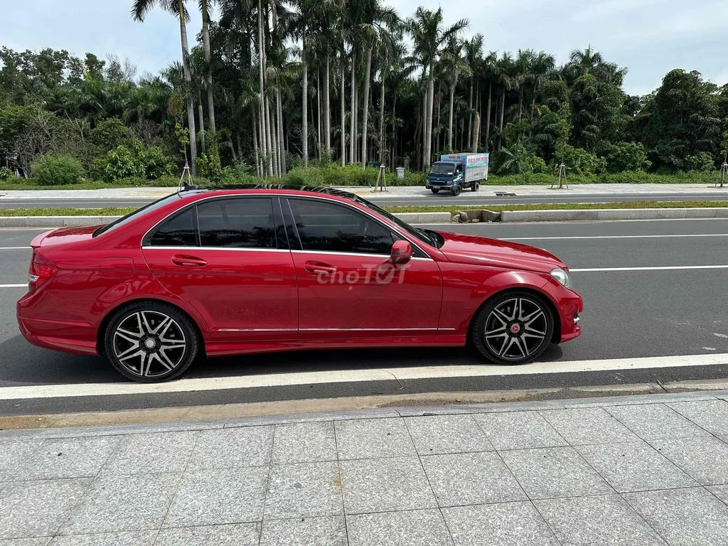 Mercedes-Benz C-Class 2014 photo 5