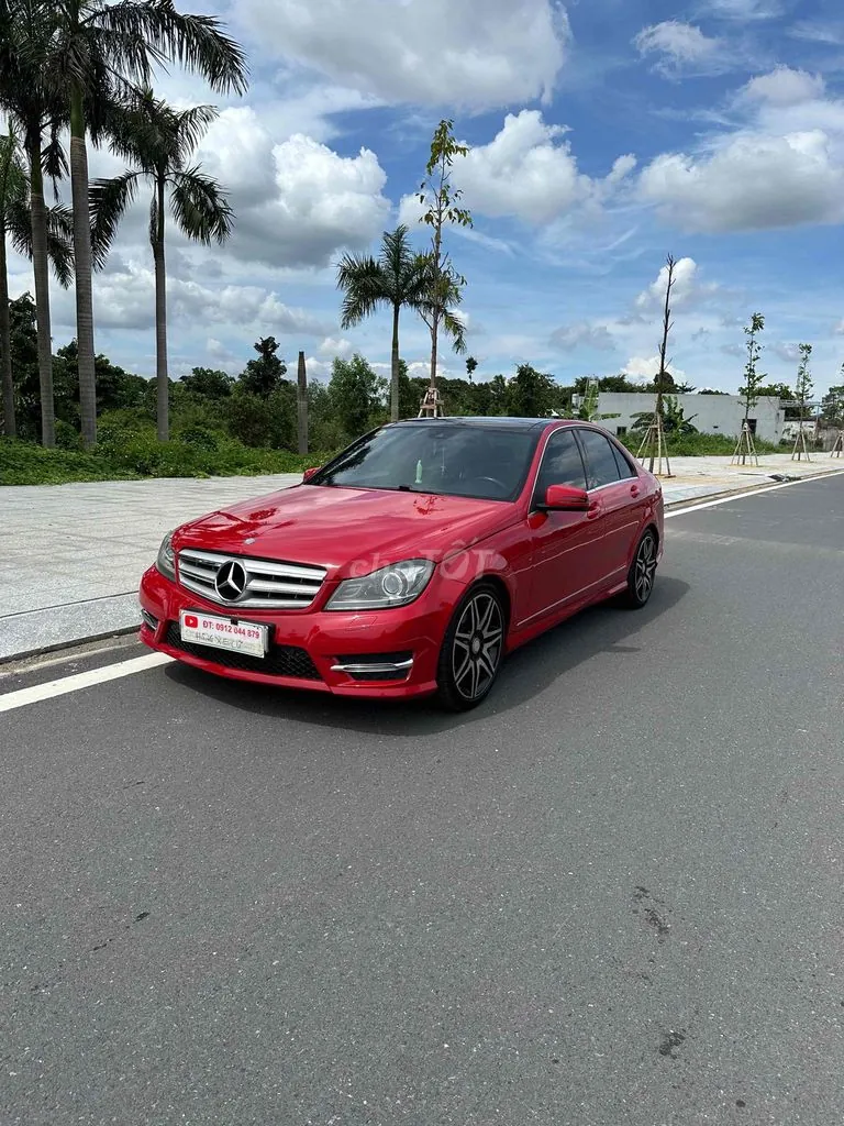 Mercedes-Benz C-Class 2014 photo 2