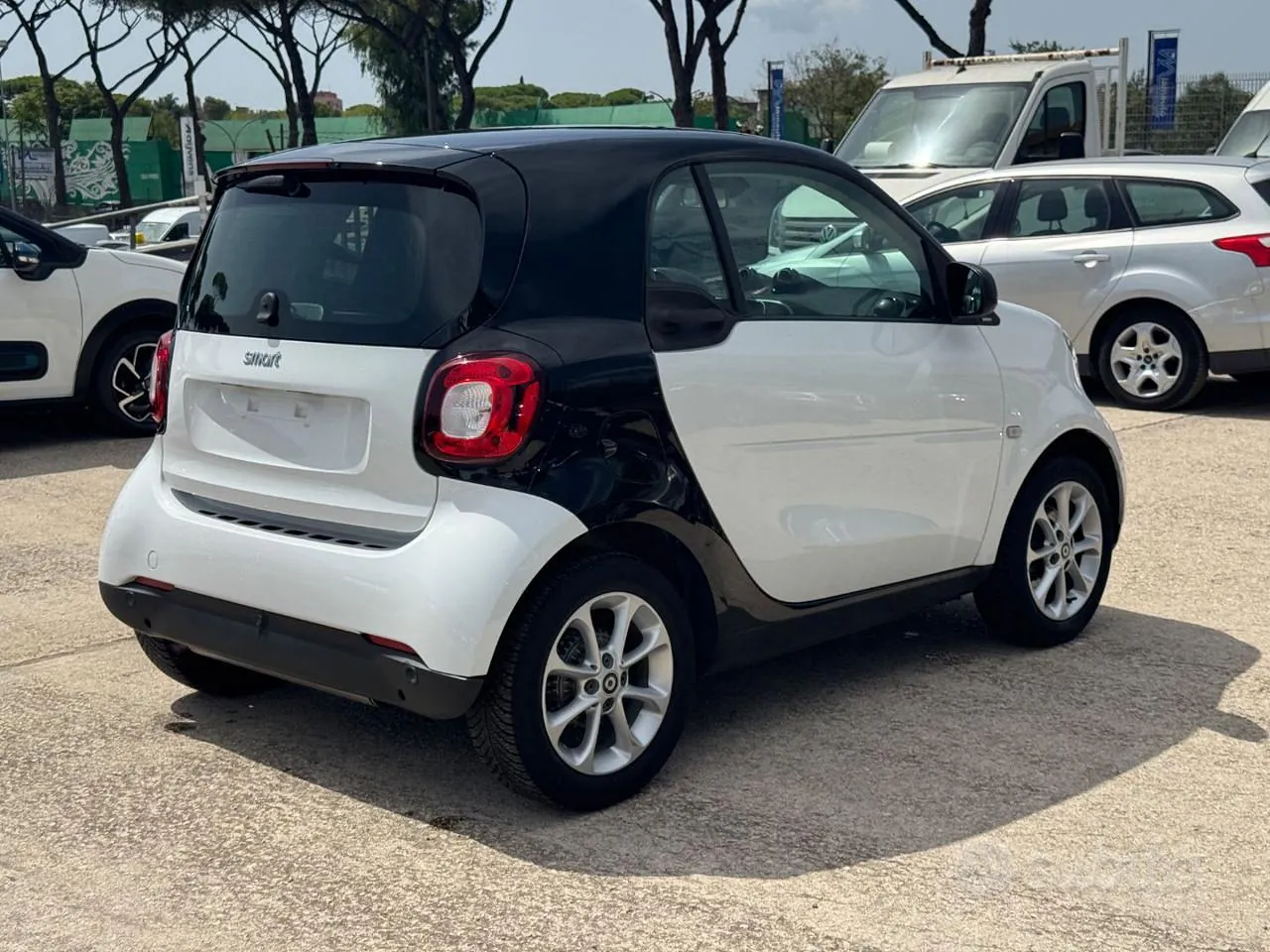 Smart Fortwo 2019 photo 3