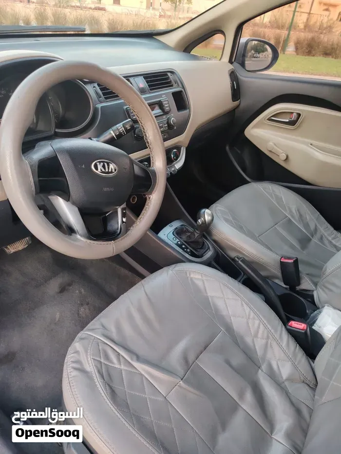 Kia Rio 2015 photo 3