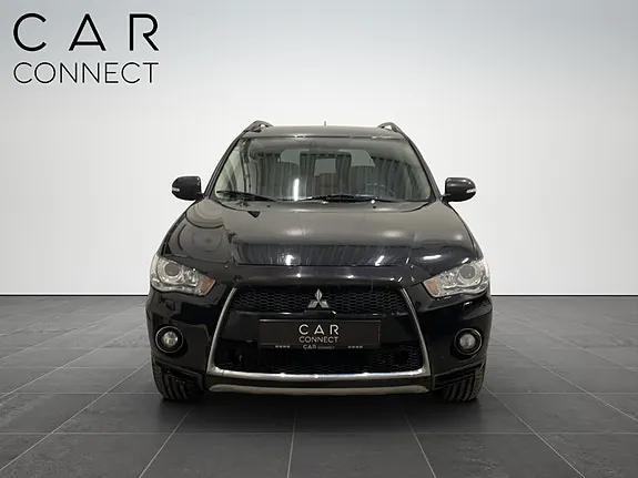 Mitsubishi Outlander 2011 photo 2