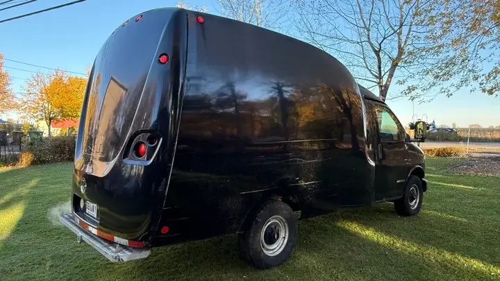 Chevrolet Express 2001 photo 3
