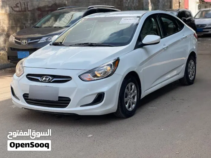 Hyundai Accent 2013 photo 2
