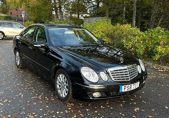 Mercedes-Benz E220