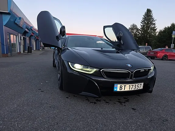 BMW I8 2015 photo 2
