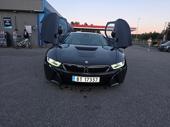 BMW I8 2015 photo 3