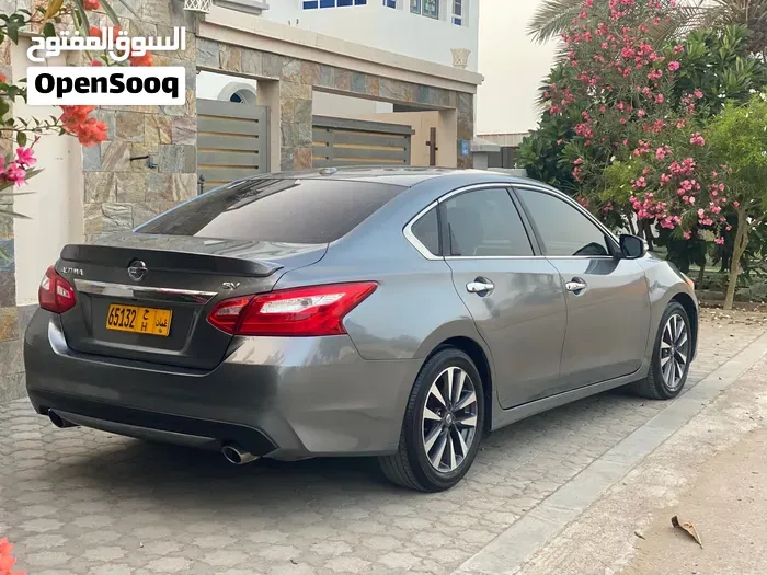 Nissan Altima 2017 photo 2