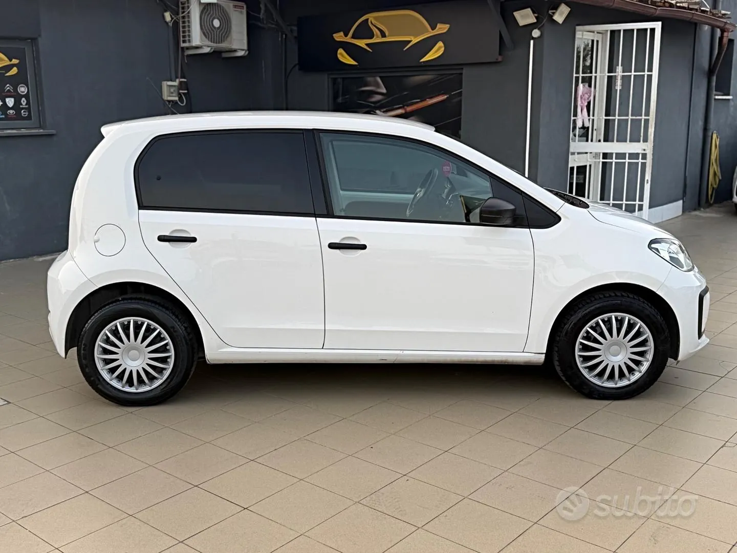 Volkswagen Up 2018 photo 4