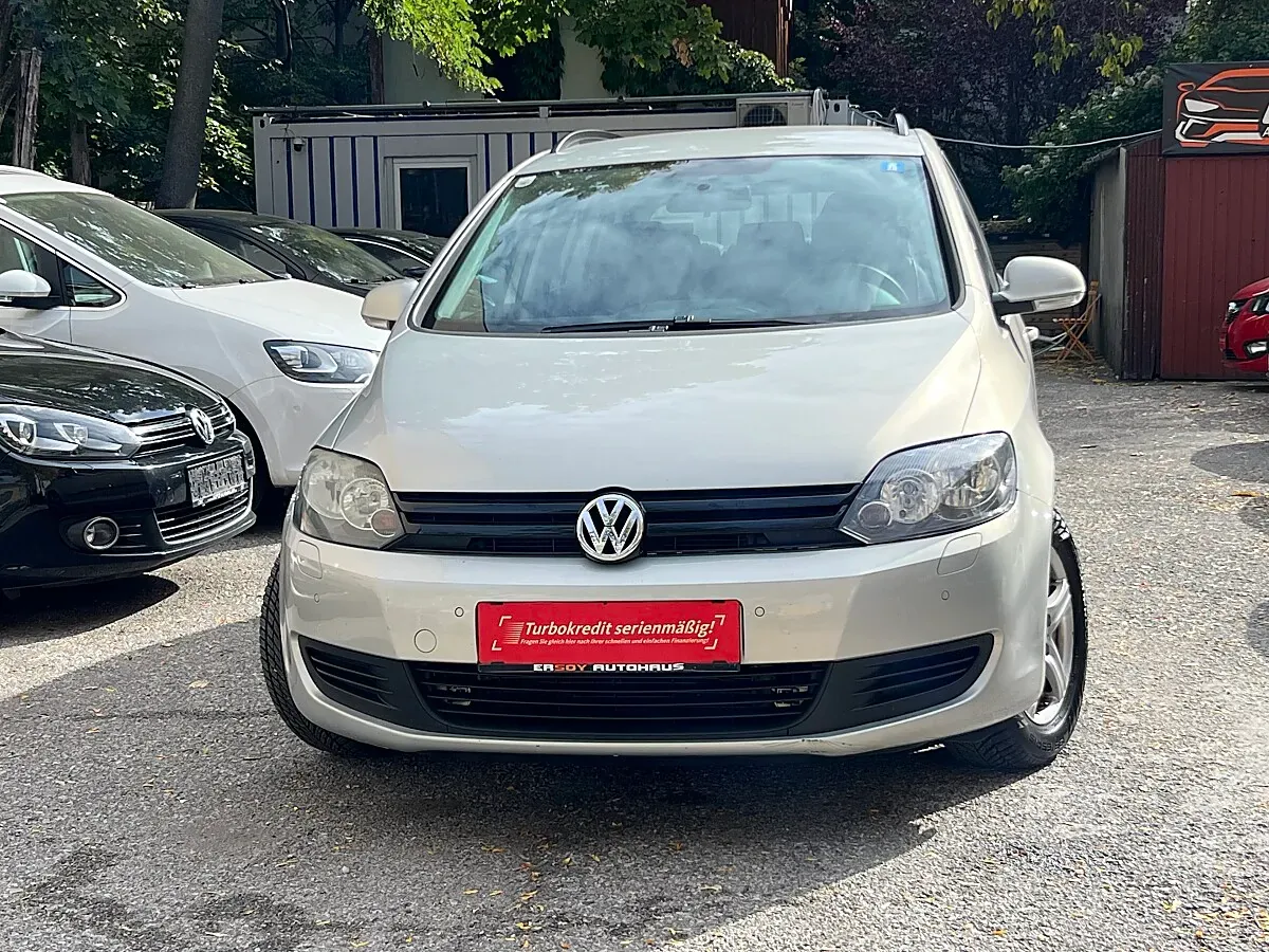 Volkswagen Golf 2010 photo 3