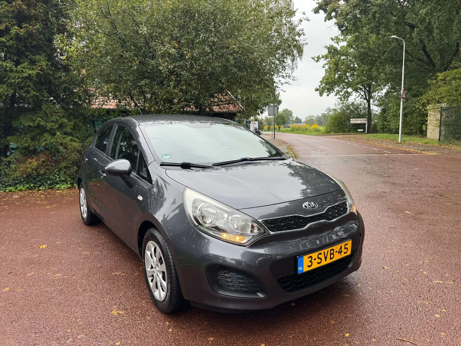 Kia Rio 2013 photo 3