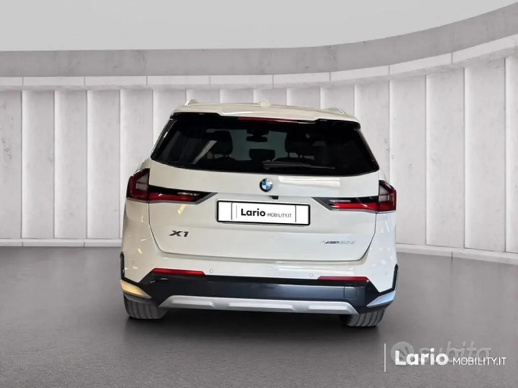 BMW X1 2023 photo 4
