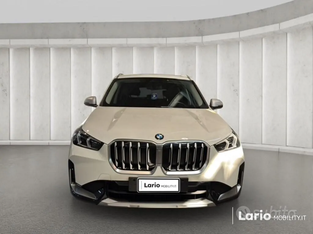 BMW X1 2023 photo 3