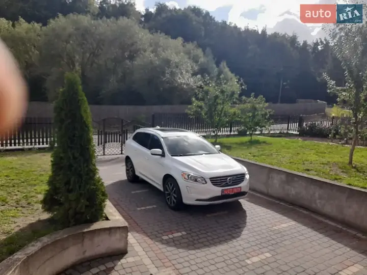 Volvo Xc60 2016 photo 2