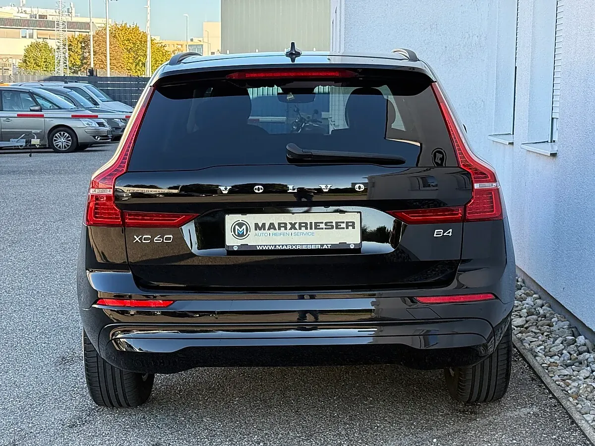 Volvo Xc60 2023 photo 3