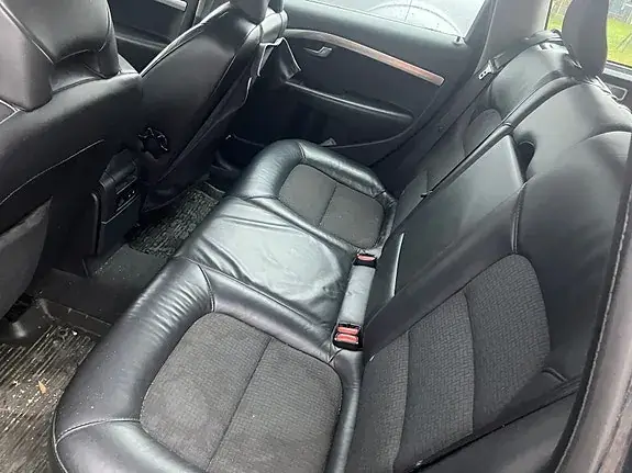 Volvo V70 2010 photo 5