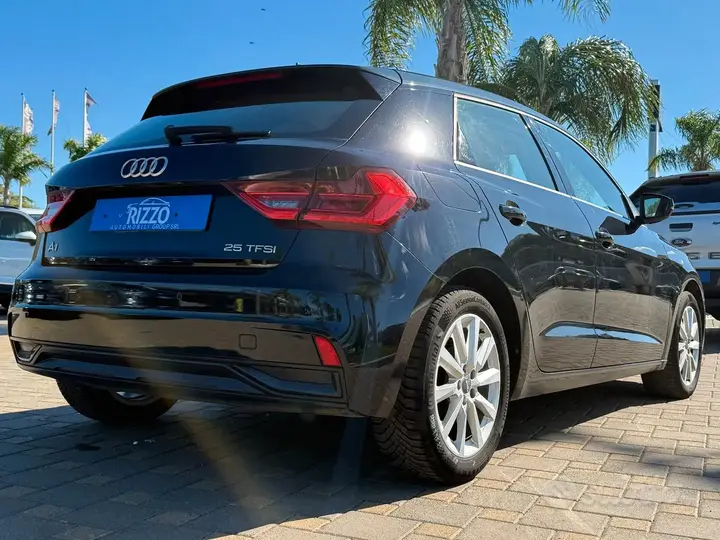 Audi A1 2020 photo 2