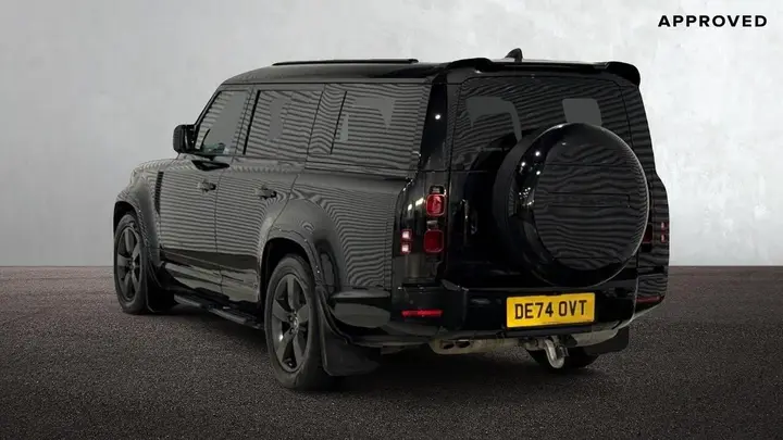 Land Rover Defender 130 2024 photo 2