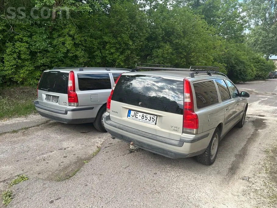 Volvo V70 2007 photo 2