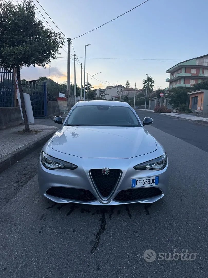 Alfa Romeo Giulia 2016 photo 2