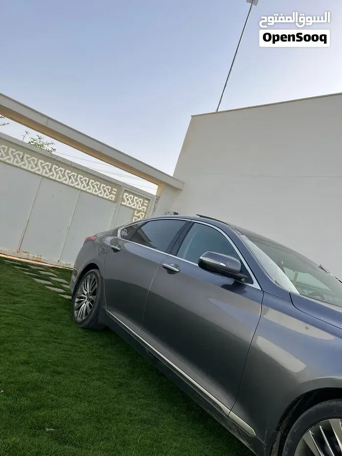 Genesis G80 2015 photo 3