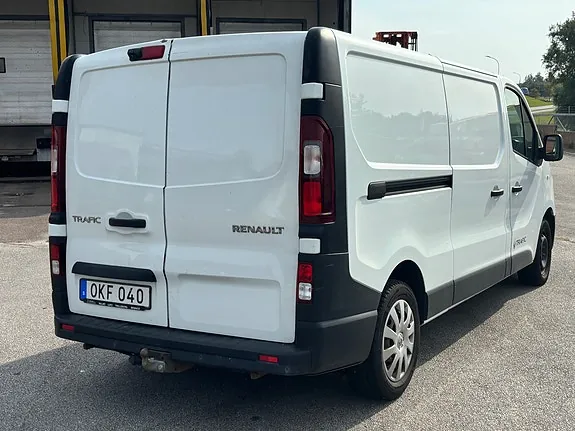 Renault Trafic 2017 photo 3